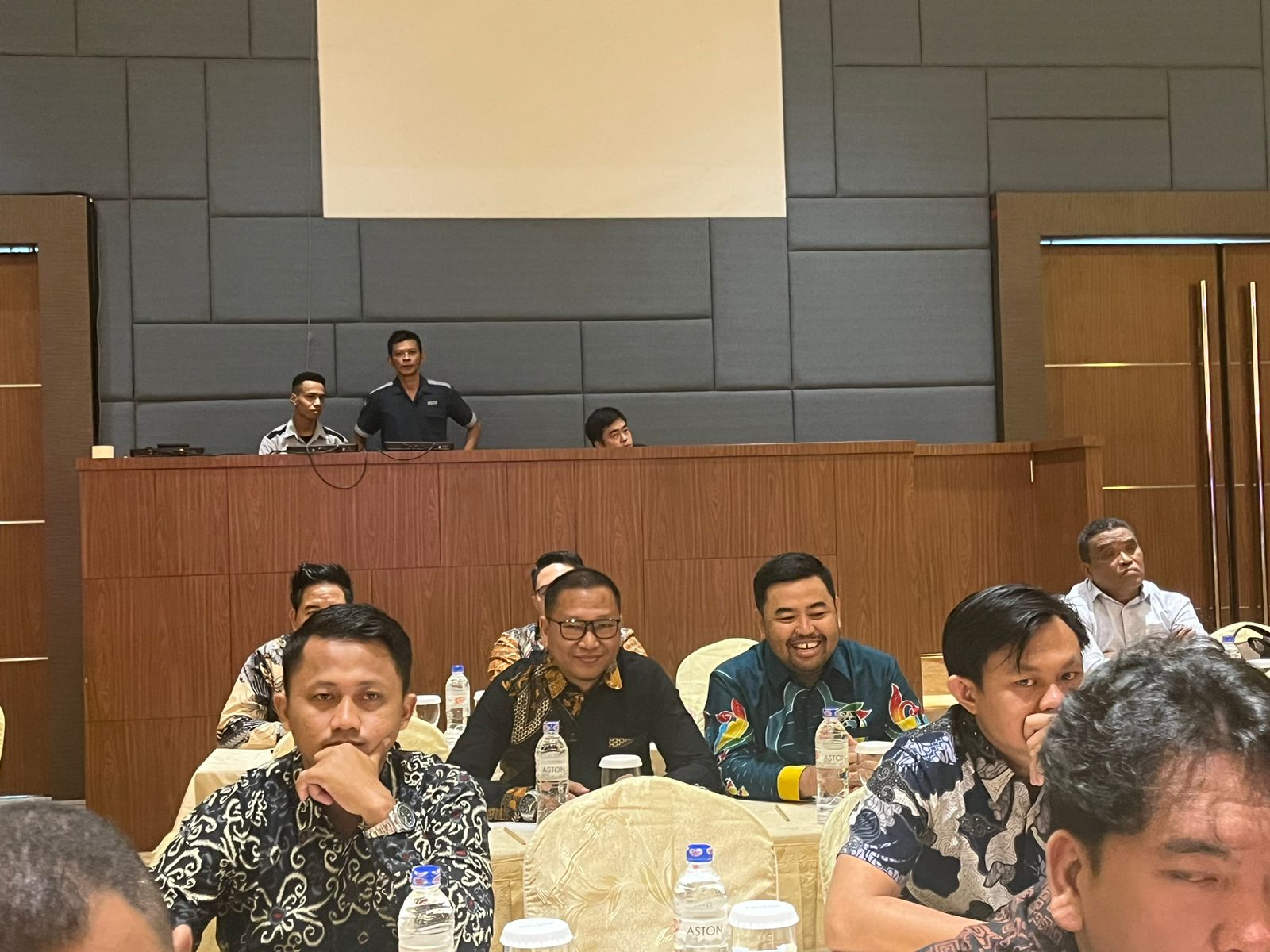 Hadapi Tahapan Pemilihan, Bawaslu Kota Dumai Hadiri Rapat Kerja Teknis Penanganan Pelanggaran Pemilihan