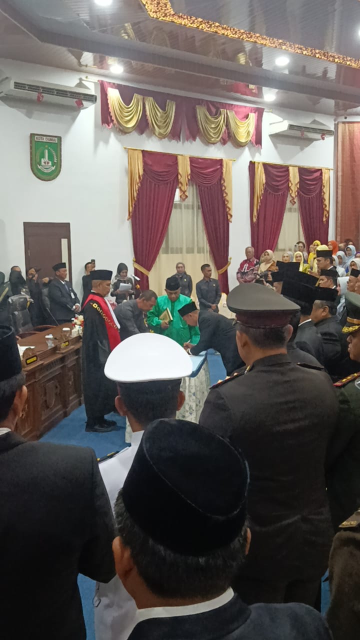 Bawaslu Dumai Hadiri Pelantikan Anggota DPRD Kota Dumai Periode 2024-2029