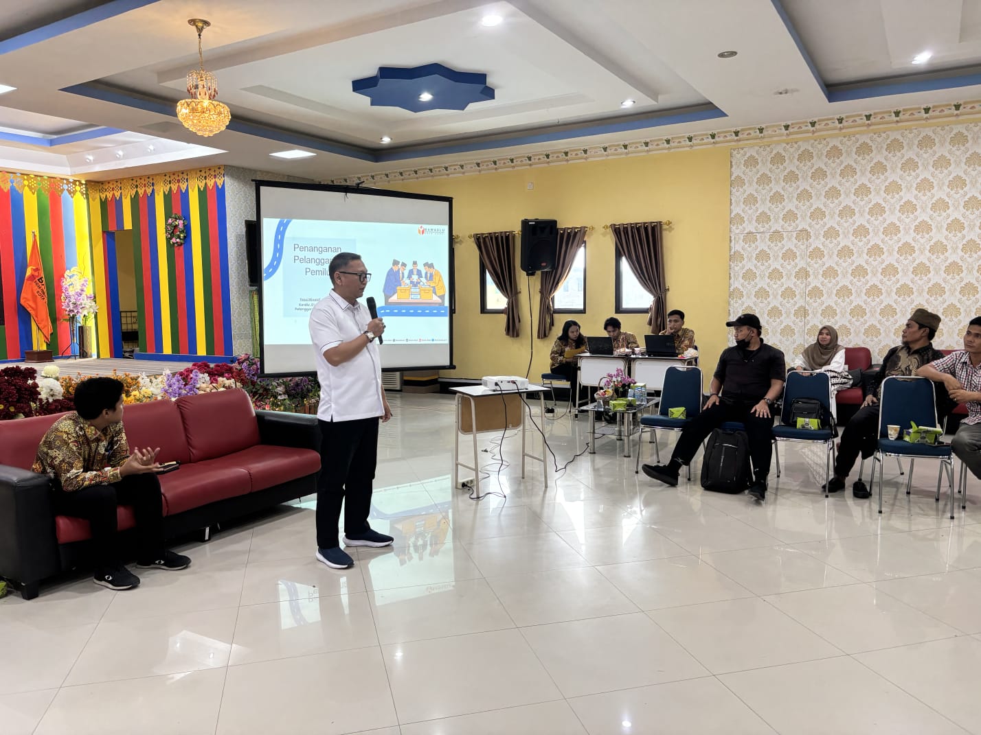 Pendidikan Pengawas Partisipatif (P2P): Yossi Rinaldi Berikan Materi Penanganan Pelanggaran Pemilu