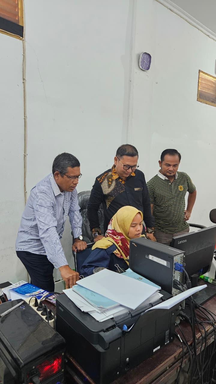 Sinergi Bawaslu dan KPU Kota Dumai dalam Konsolidasi Data Partai Politik untuk Pemilu yang Berintegritas