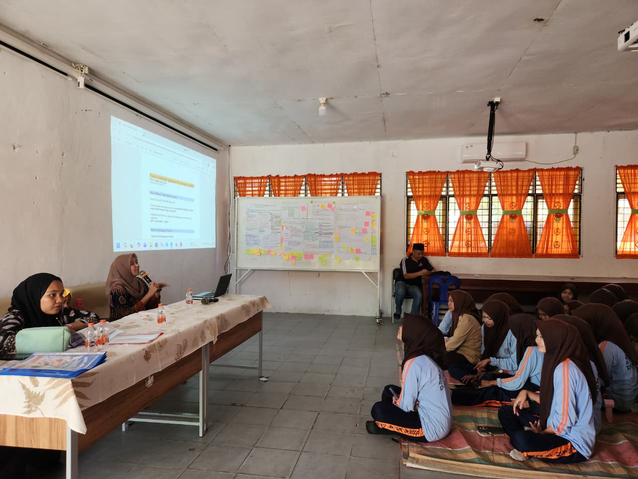Sesi ke-3 Pendidikan Demokrasi Bersama Bawaslu, Respon Siswa SMAN 4 Dumai; Simak Apa Kata Mereka !!!