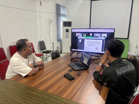 Ikuti Rakor Webinar dari Bawaslu Riau, Agustri Pinta TIM KIP Bawaslu Dumai Bekerja Maksimal