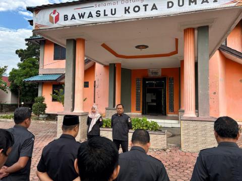 Ketua Bawaslu Kota Dumai Sampaikan Amanat Tentang Evaluasi Kinerja Dan Penguatan Kelembagaan