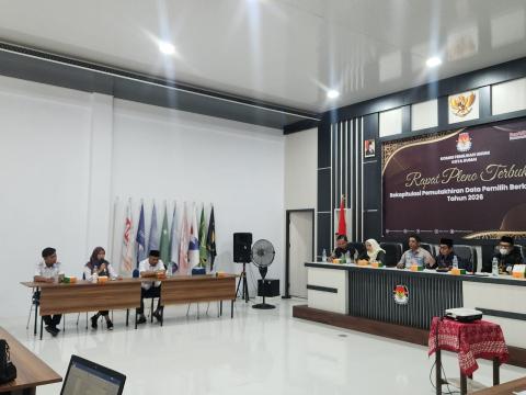 Pleno PDPB Triwulan III, Bawaslu Kota Dumai Hadir dan Sampaikan Sejumlah Catatan