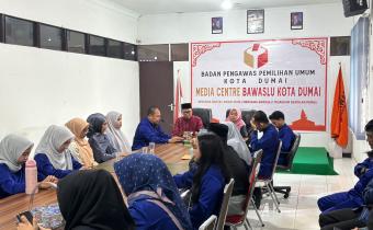 Rapat Mingguan: Bawaslu Kota Dumai Membahas Dua Agenda