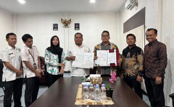 Pentingnya Penguatan Demokrasi: Bawaslu Kota Dumai Lakukan MoU dengan UNIDUM