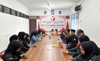 Rapat Rutin Bawaslu Kota Dumai: Evaluasi dan Proyeksikan Agenda Pekan Berikutnya