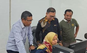 Sinergi Bawaslu dan KPU Kota Dumai dalam Konsolidasi Data Partai Politik untuk Pemilu yang Berintegritas