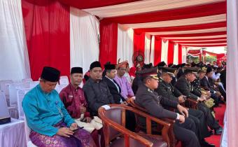 Ketua Bawaslu Dumai Hadiri Upacara HUT ke-81RI di Lapangan Walikota Dumai