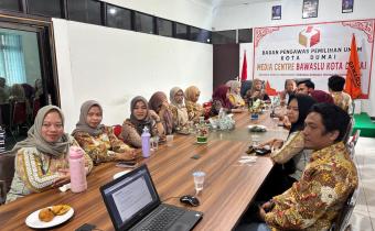 Bawaslu Kota Dumai Evaluasi Kinerja Humas dan Belajar Strategi Produksi Konten Videografi
