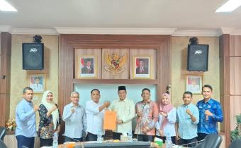Ketua Bawaslu Kota Dumai Sampaikan Masukan Soal Revisi UU Pemilu Dalam Reses Anggota DPD RI
